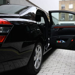 London Airport  Chauffeur Taxi